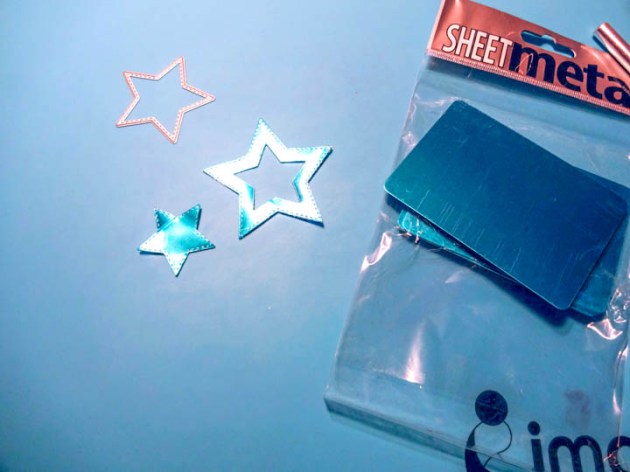 Imagine's Sheet Metal using a 2.5-inch and a 1.75-inch star dies