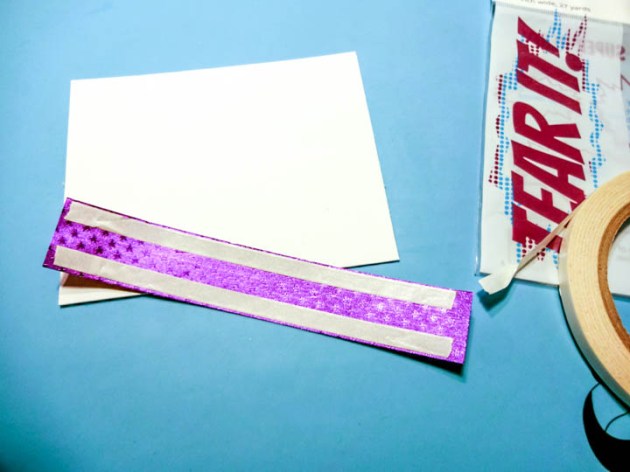 Rinea foil, place Tear It Tape and glue on the folded side