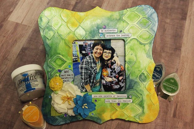 Learn How to Collage a Picture Frame with VersaMagic Ink