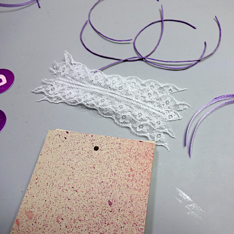 2021-apr-kyriakos-party-favors-bags-step7